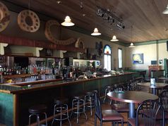 Paddy’s Bar & Lounge