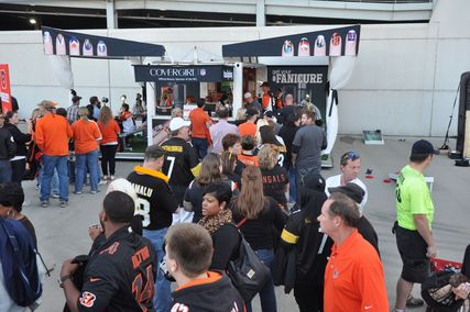 COVERGIRLs Nailgate the NFL